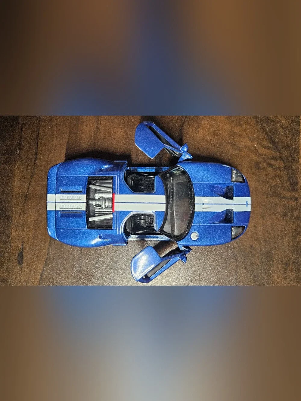 2006 Ford GT Blue White Stripe  KT5092